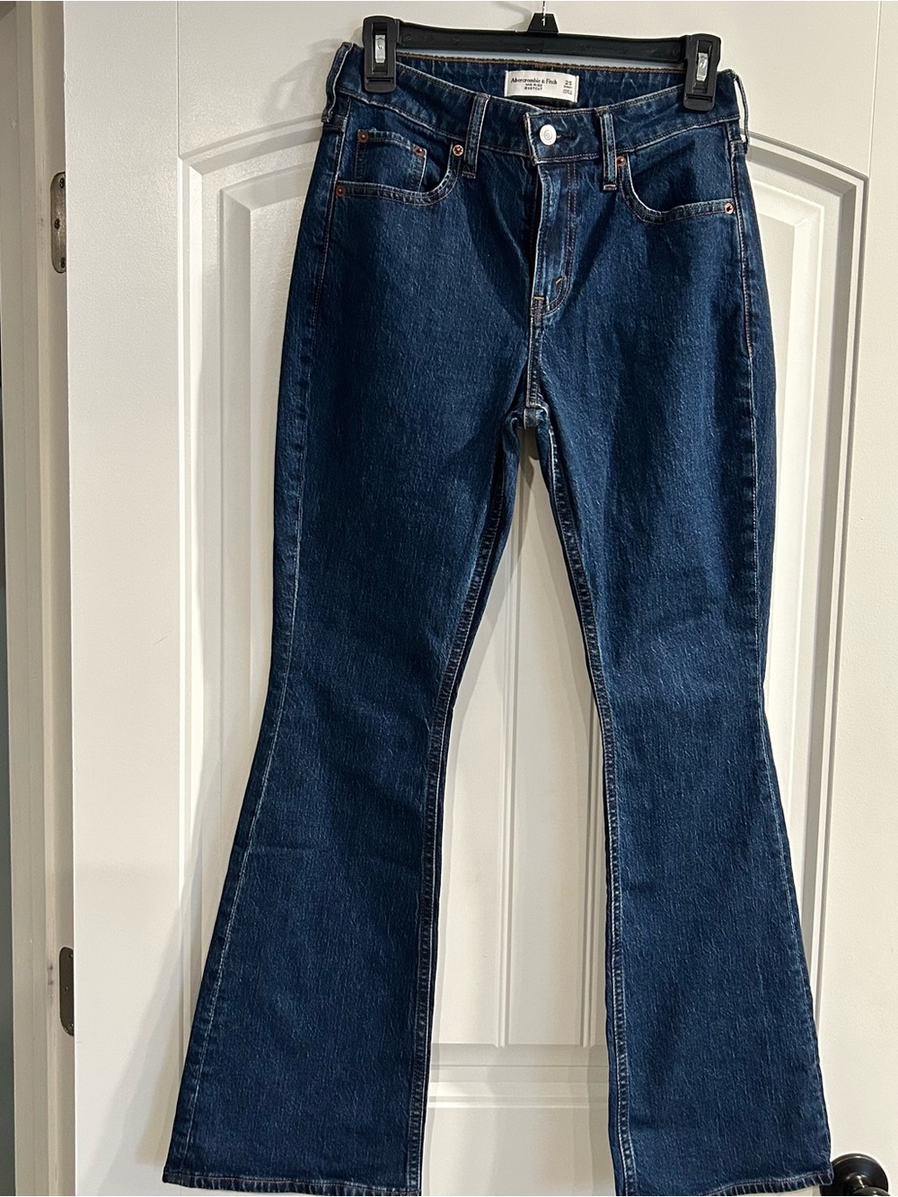 Abercrombie & Fitch Dark Blue Flare Jeans Size 26 (2)